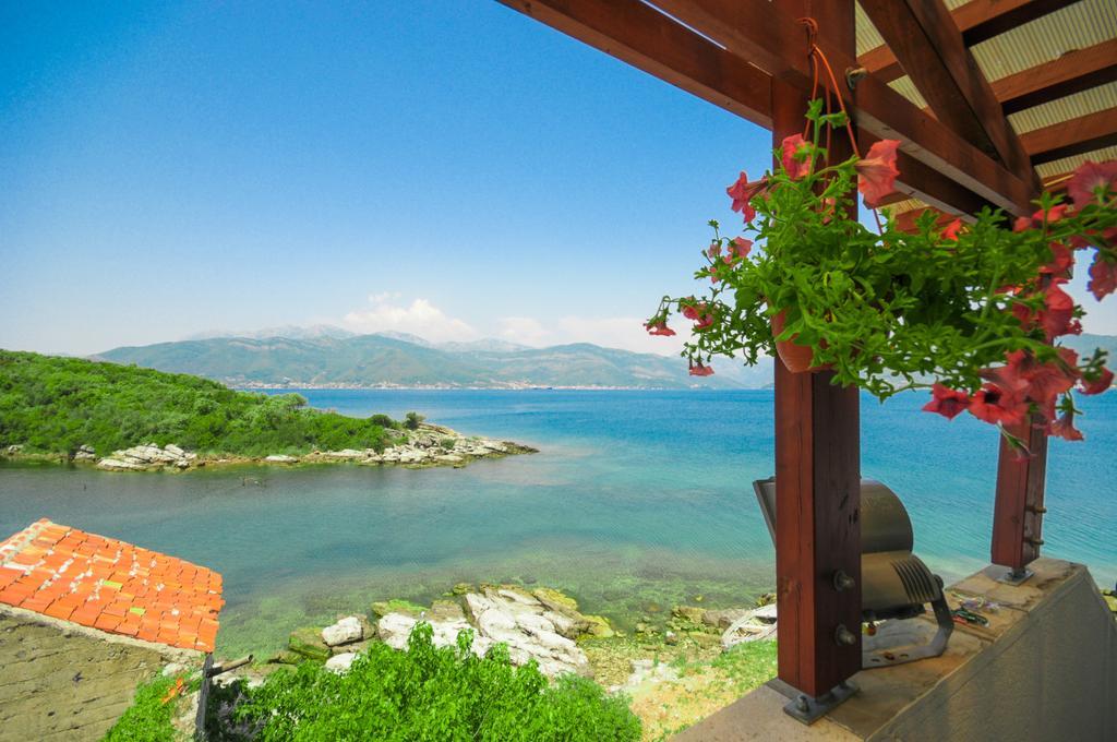 Luxury Sea Residence By Kristina Tivat Bilik gambar